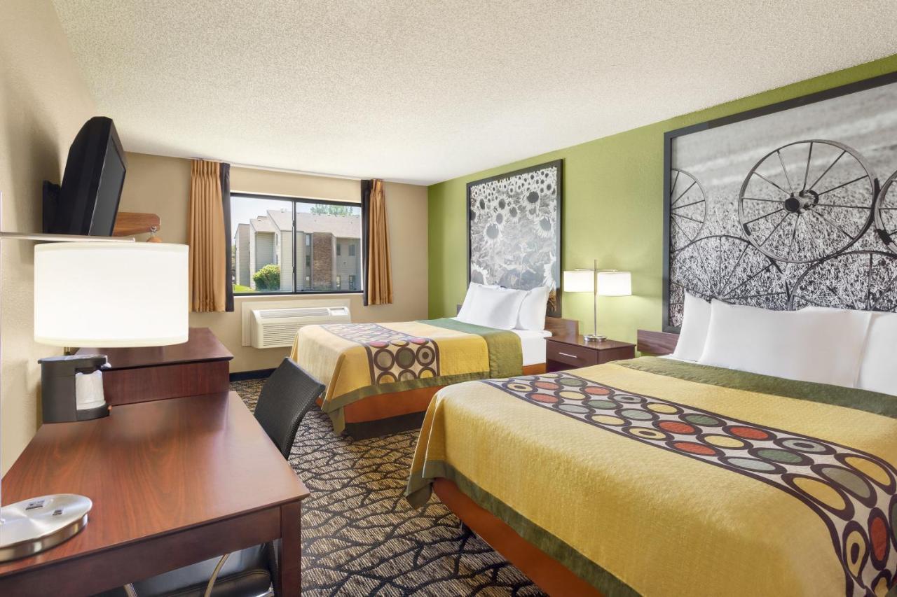 Hotel Super 8 By Wyndham Ankeny/Des Moines Area Zewnętrze zdjęcie