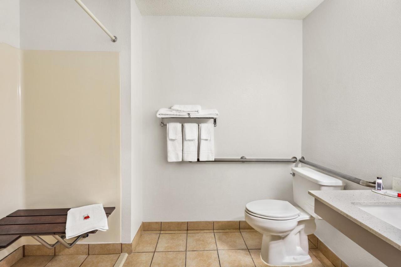 Hotel Super 8 By Wyndham Ankeny/Des Moines Area Zewnętrze zdjęcie