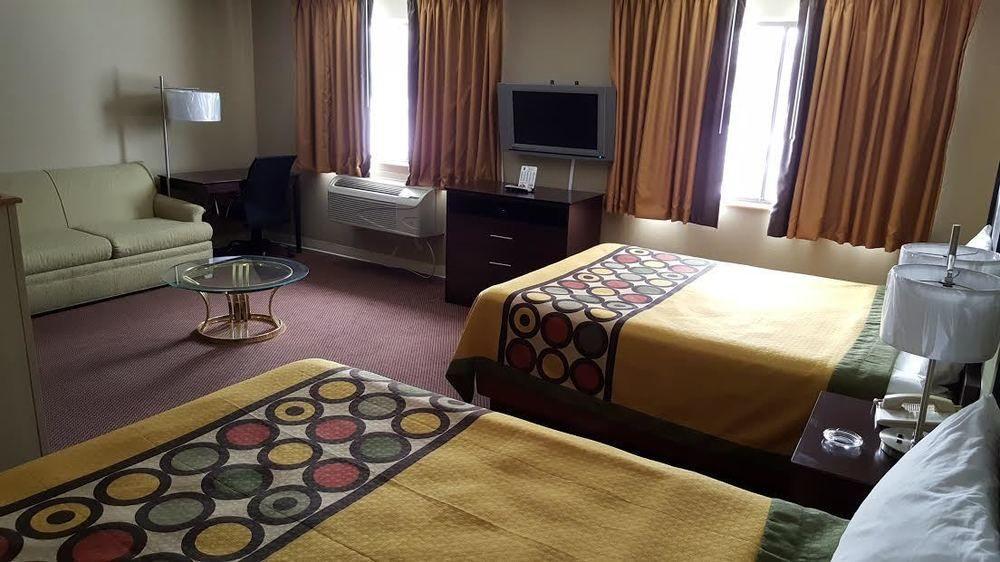 Hotel Super 8 By Wyndham Ankeny/Des Moines Area Zewnętrze zdjęcie