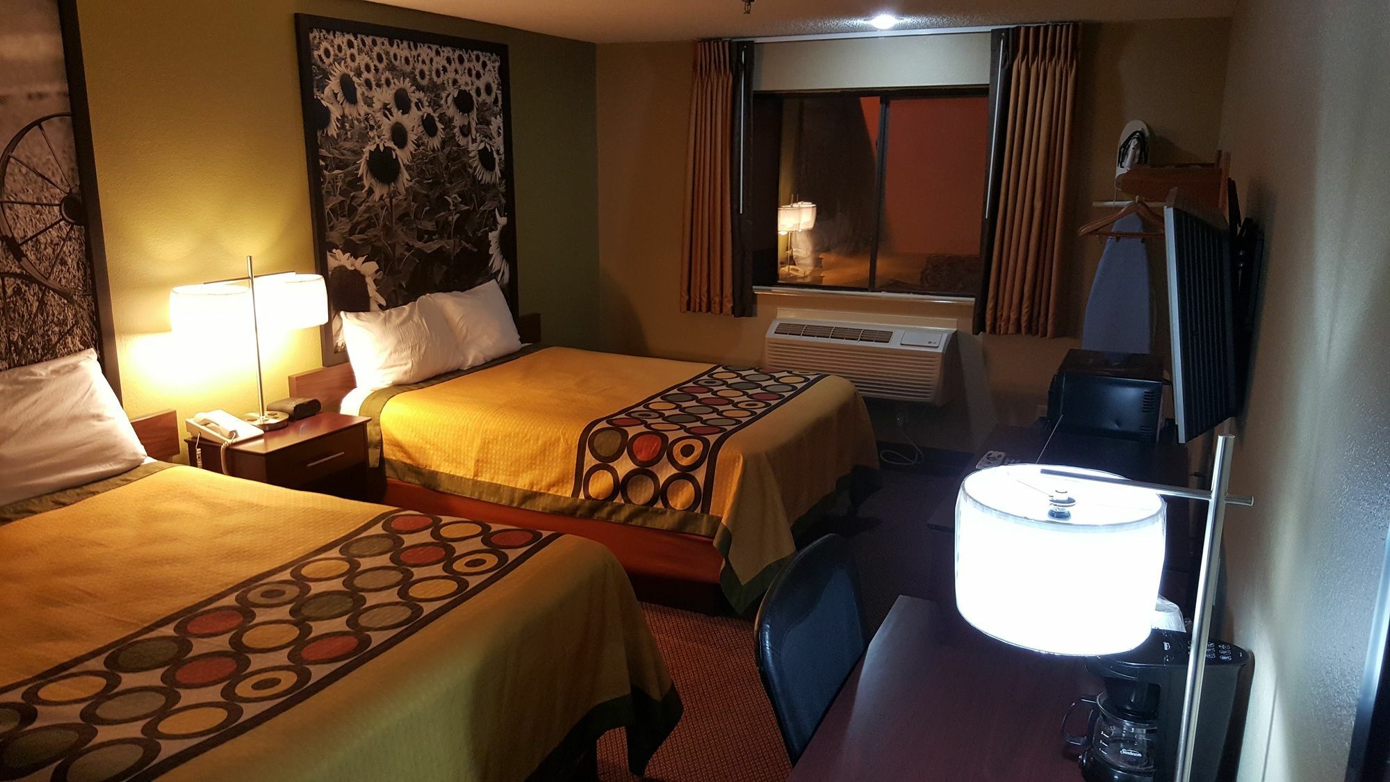 Hotel Super 8 By Wyndham Ankeny/Des Moines Area Zewnętrze zdjęcie